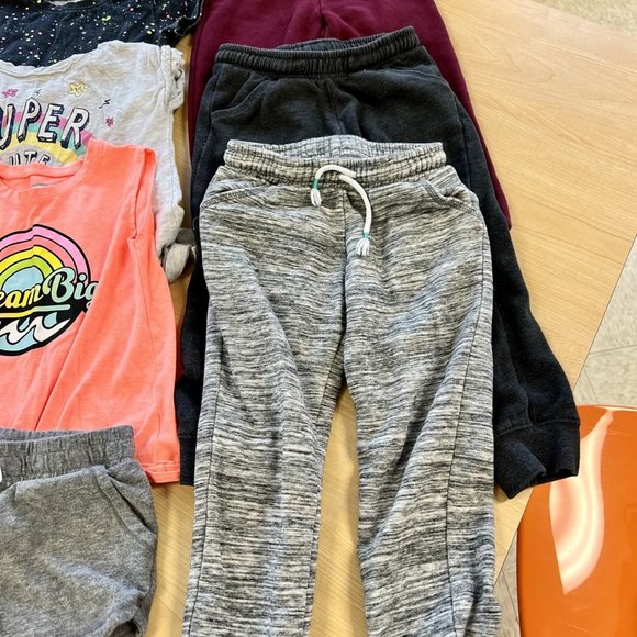 4T Girls Clothing Bundle - SHIPS FAST💨✅ - Picture 2 of 5